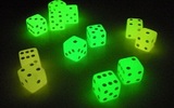 Koplow-games-dice-glow-in-the-dark-assorted-with-white-pips-16mm-d6-2